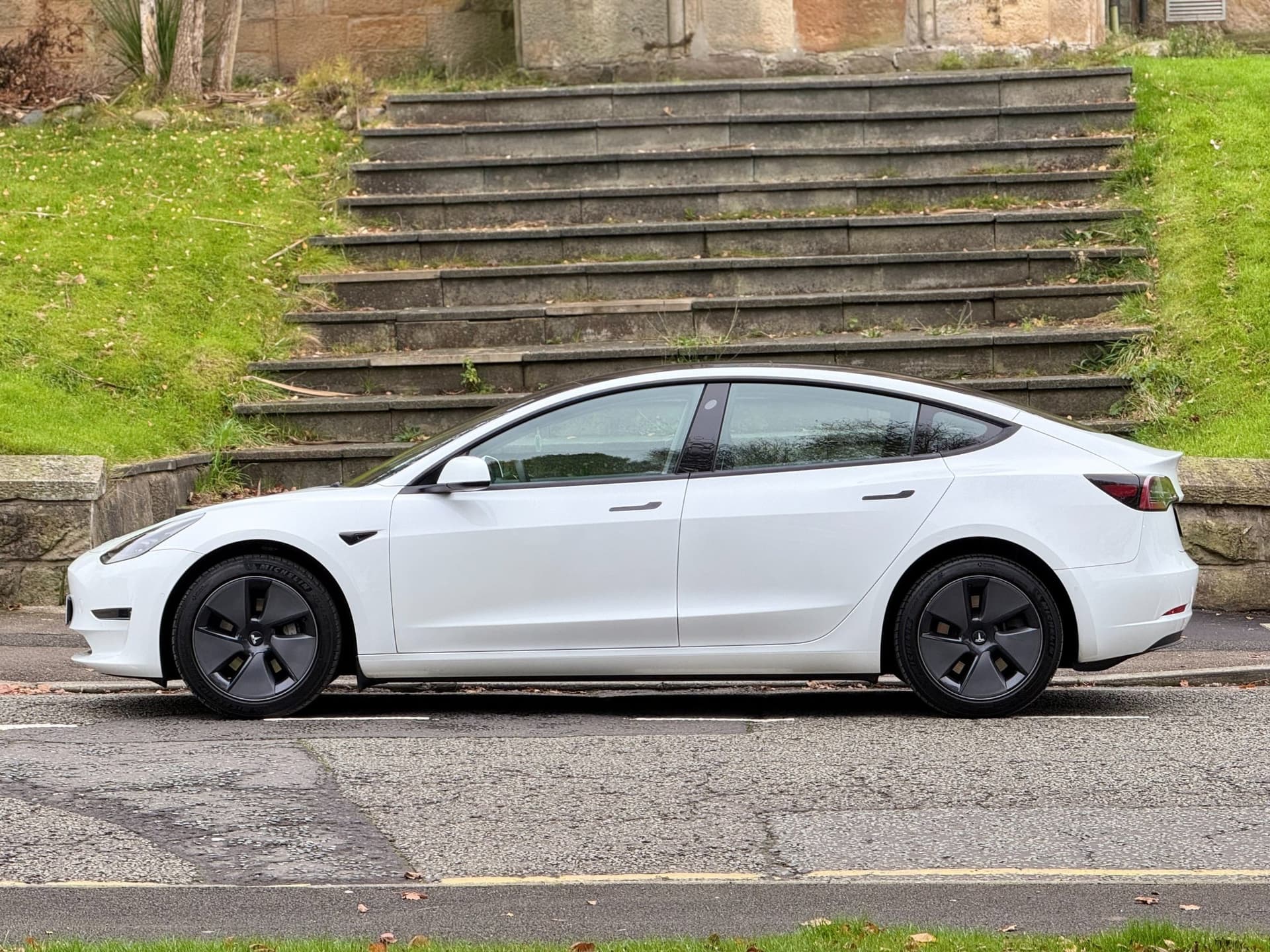 2021 Tesla Model 3 Long Range AWD Auto