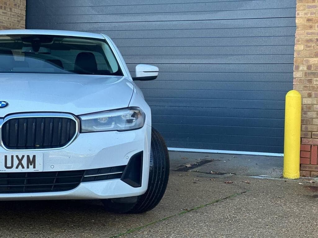 2022 BMW 5 Series 520d MHT SE Steptronic