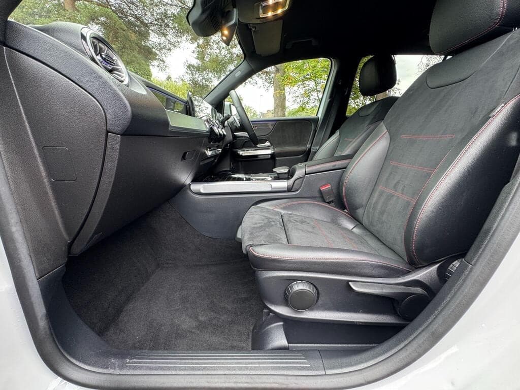 2021 Mercedes-Benz GLB 2.0 GLB220d AMG Line (Premium) 8G-DCT 4MATIC