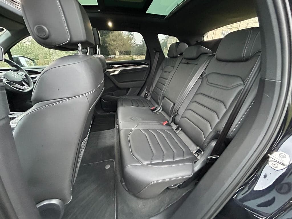 2022 Volkswagen Touareg V6 BLACK EDITION TSI A