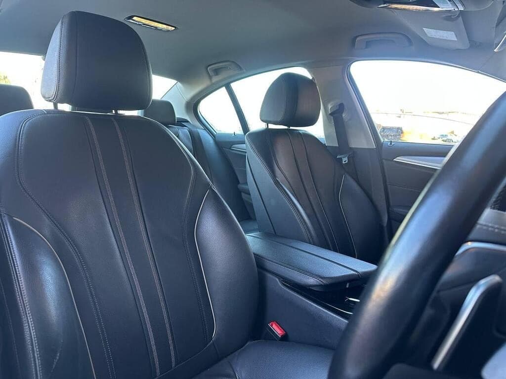 2022 BMW 5 Series 520d MHT SE Steptronic