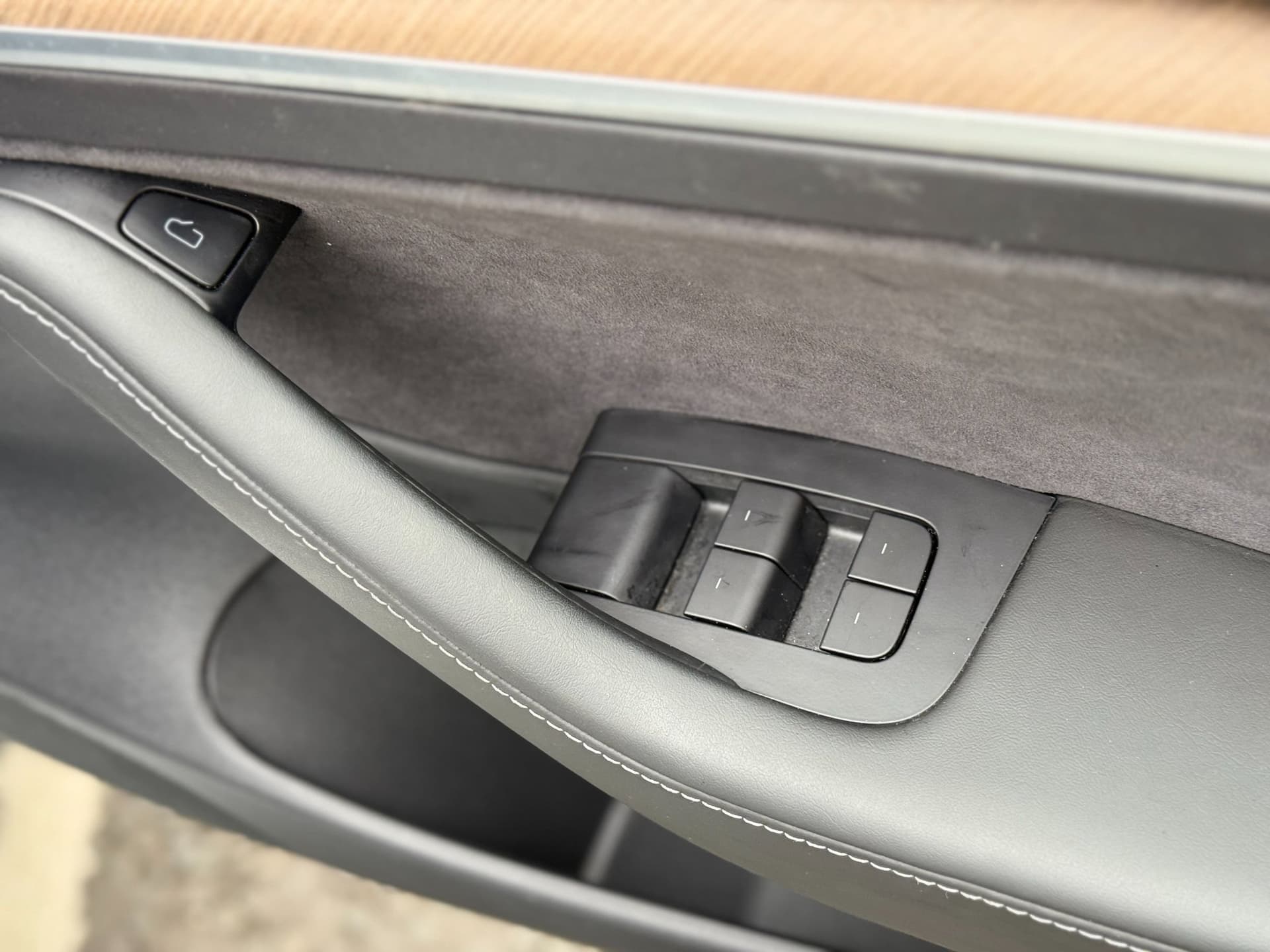 2021 Tesla Model 3 Long Range AWD Auto