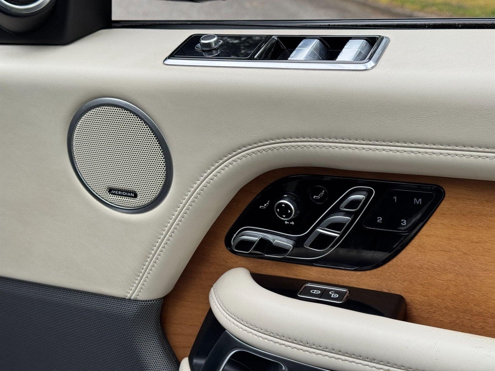 2018 Land Rover Range Rover 4.4 SD V8 Autobiography Auto 4WD