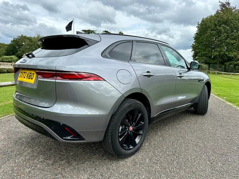 2022 Jaguar F-Pace R-Dynam BLK D MHEV AWD A