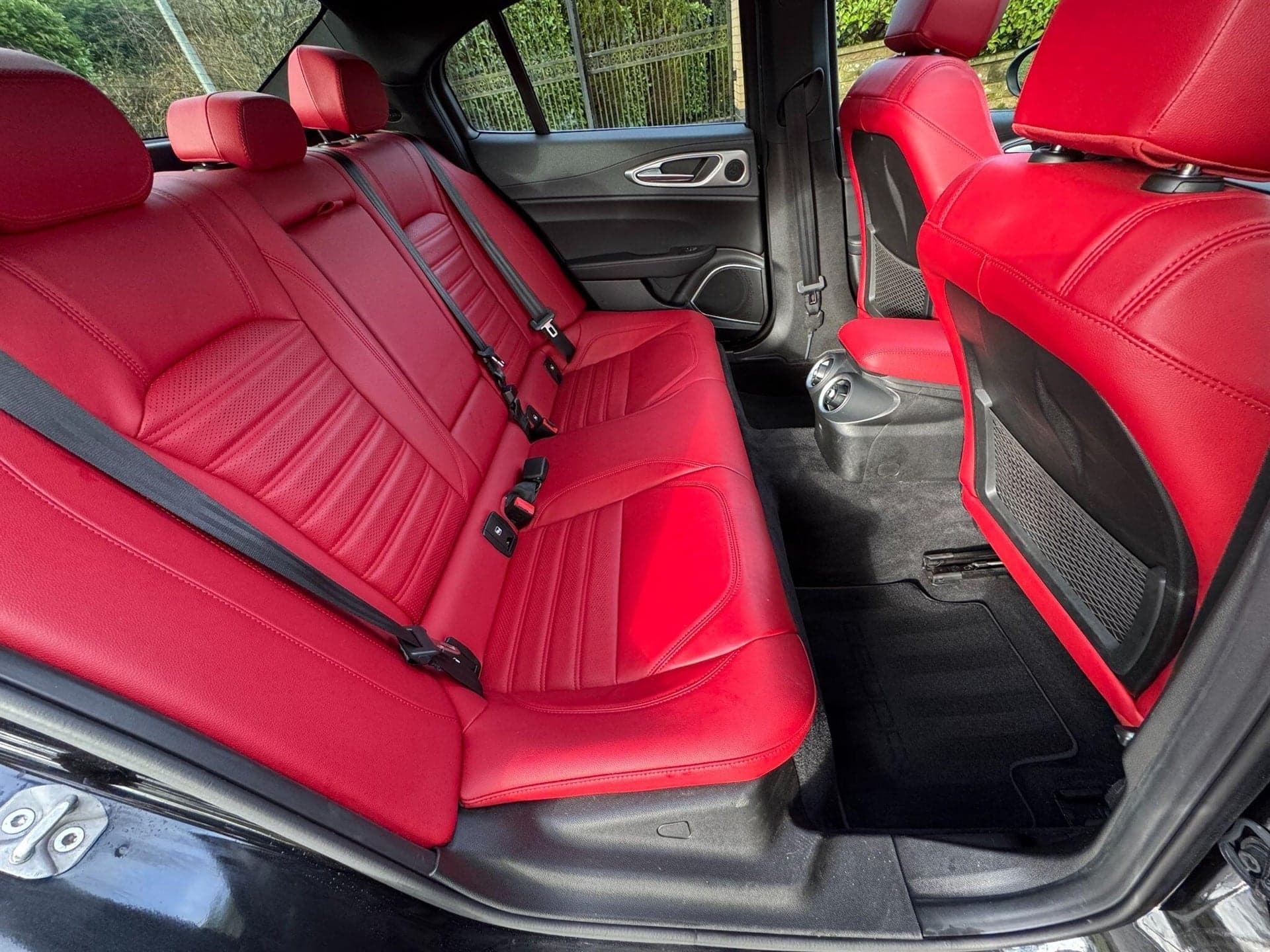 2022 Alfa Romeo Giulia 2.0T Veloce Auto