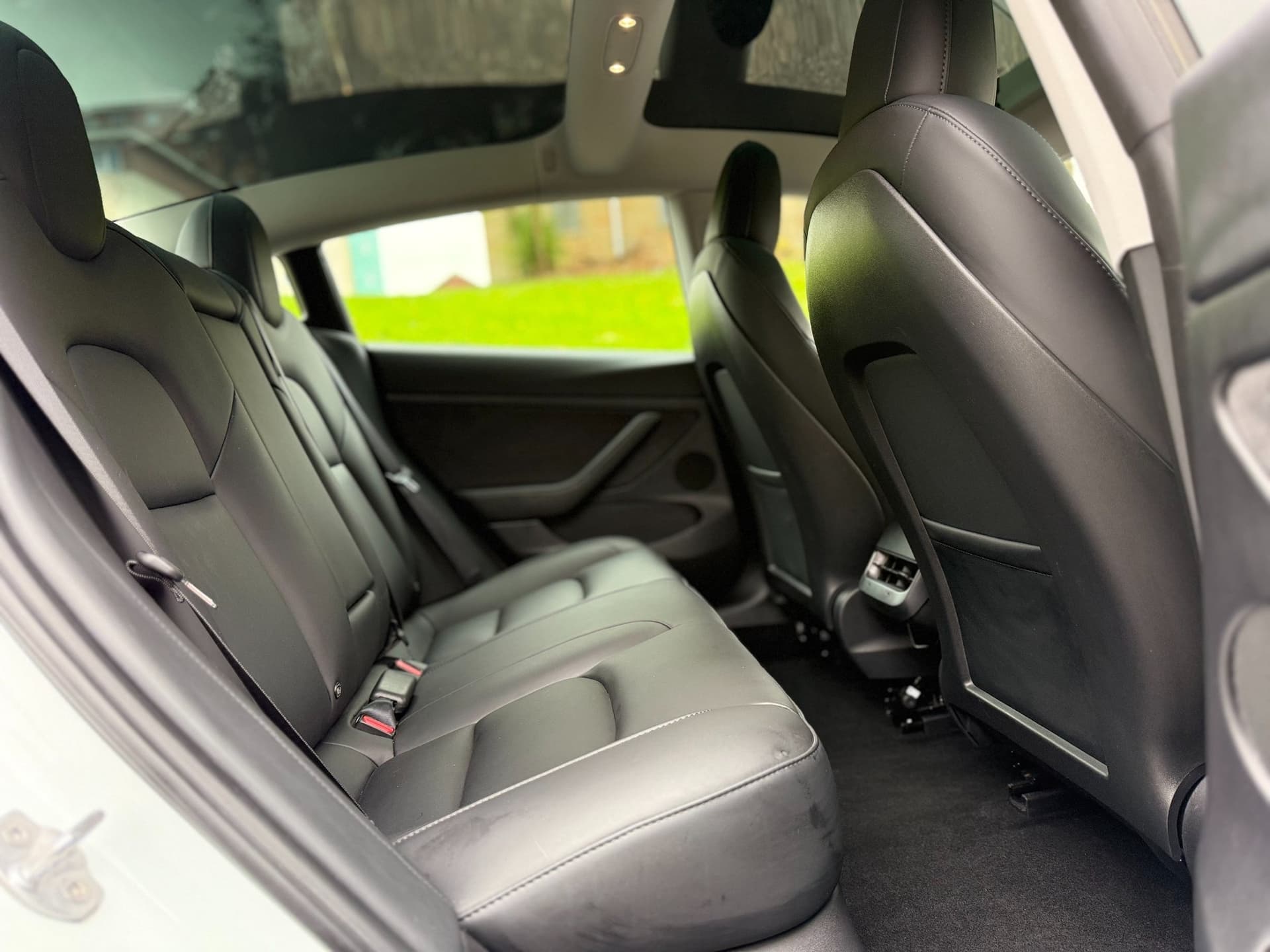2021 Tesla Model 3 Long Range AWD Auto