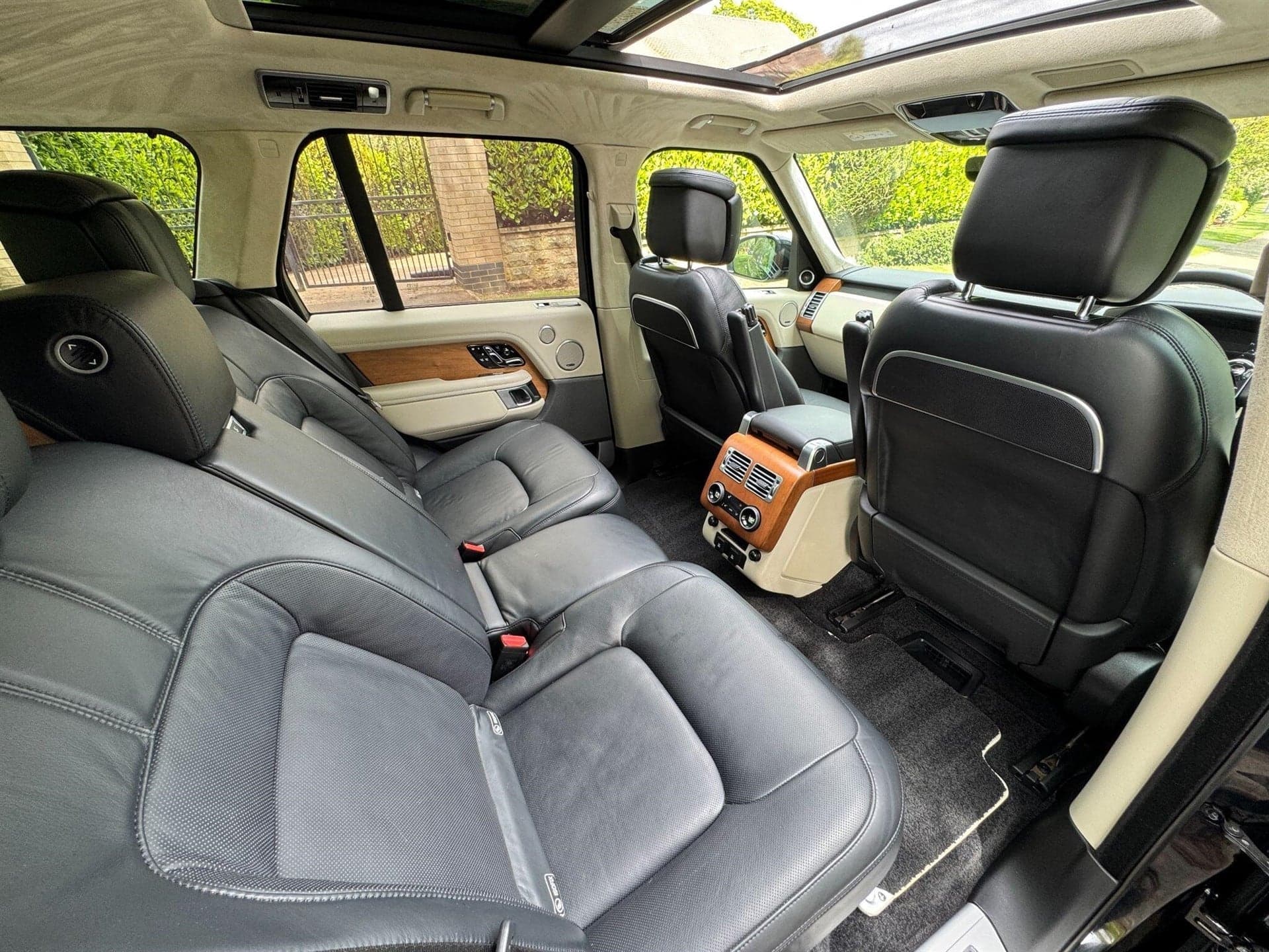2018 Land Rover Range Rover 4.4 SD V8 Autobiography Auto 4WD