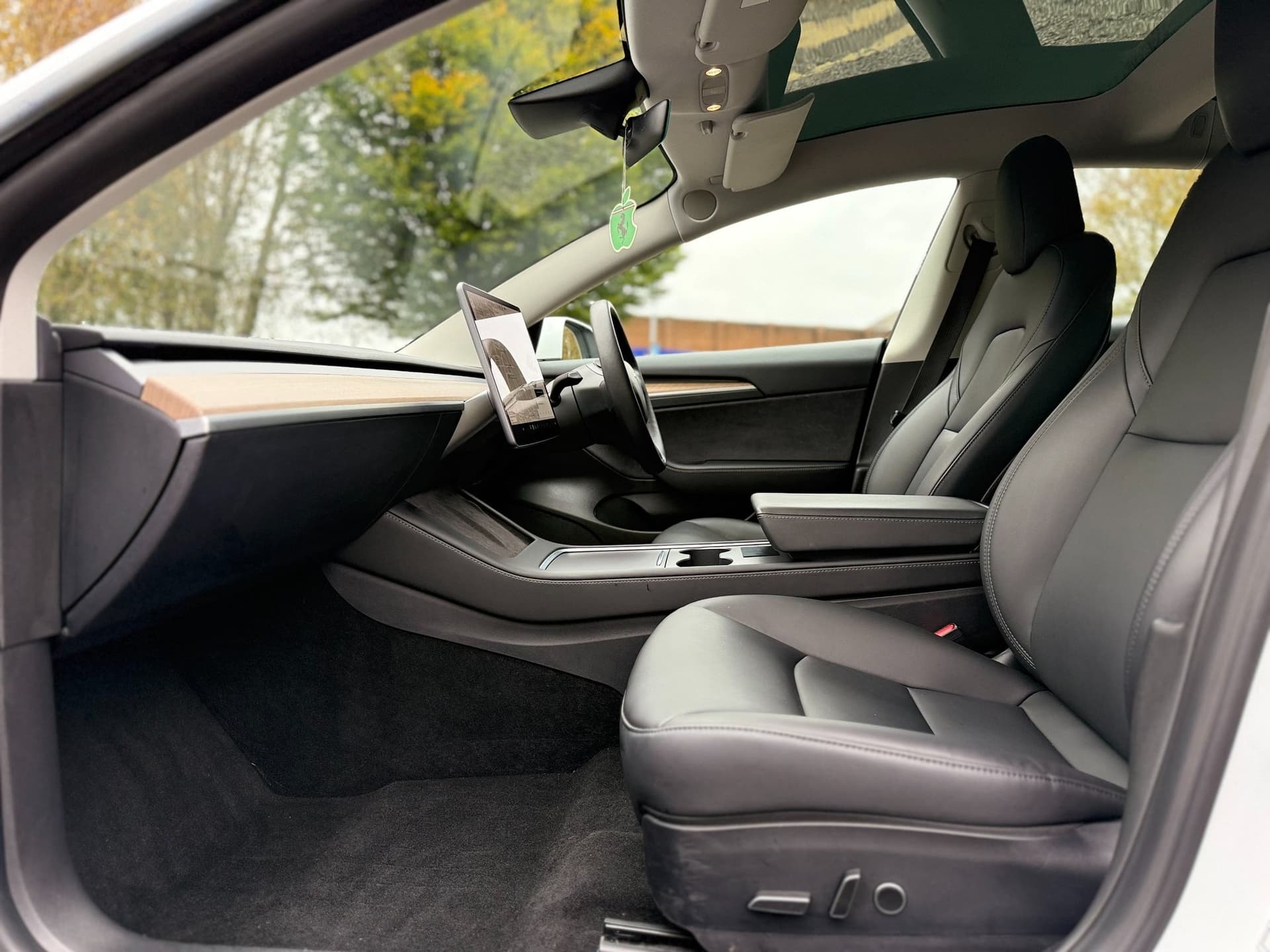 2021 Tesla Model 3 Long Range AWD Auto