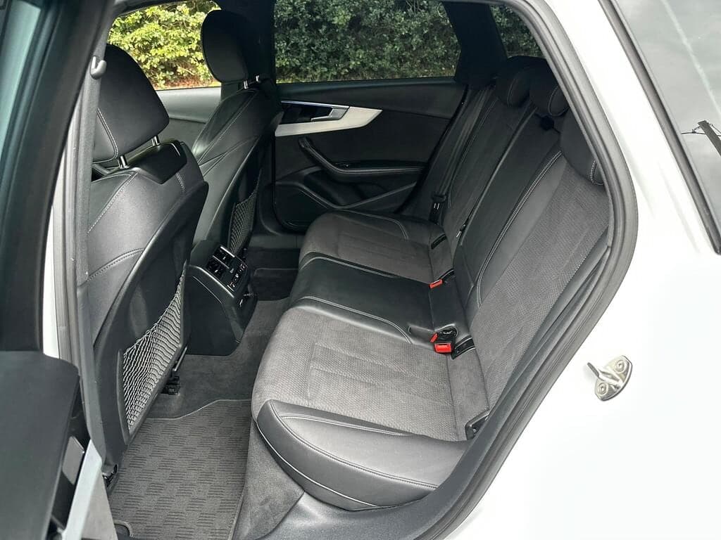 2023 Audi A4 Avant 2.0 TDI 35 Black Edition S Tronic Quattro