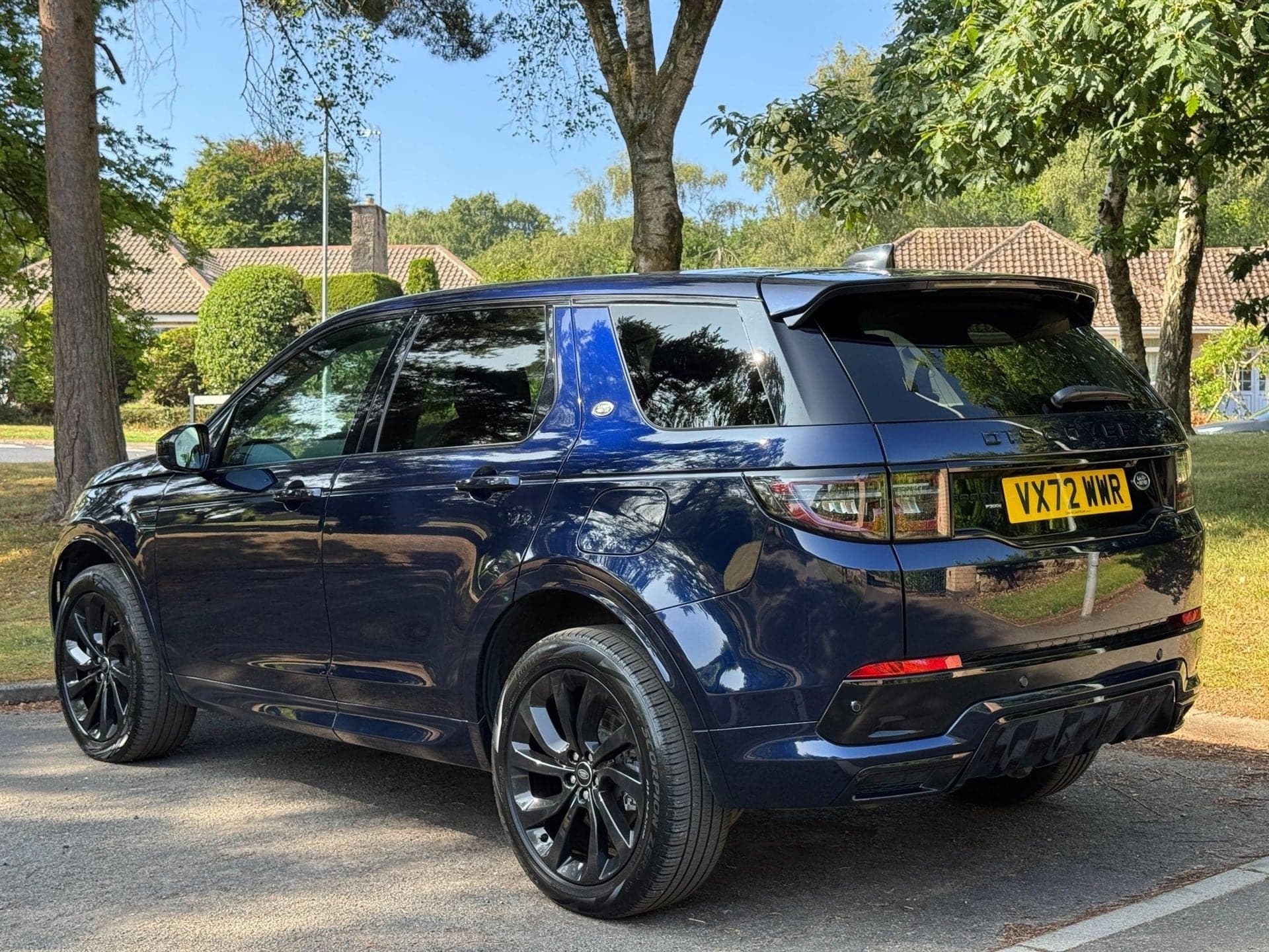 2022 Land Rover Discovery Sport 1.5 P300e 12.2kWh R-Dynamic HSE Auto 4WD