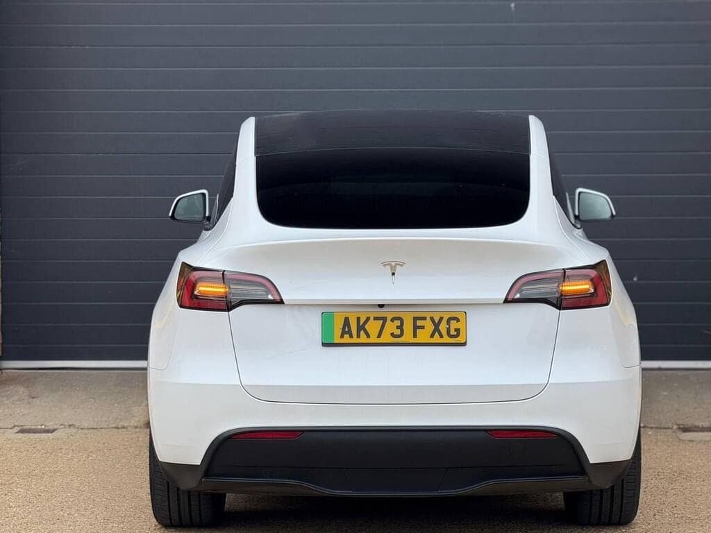 2023 Tesla Model Y Auto RWD 5dr