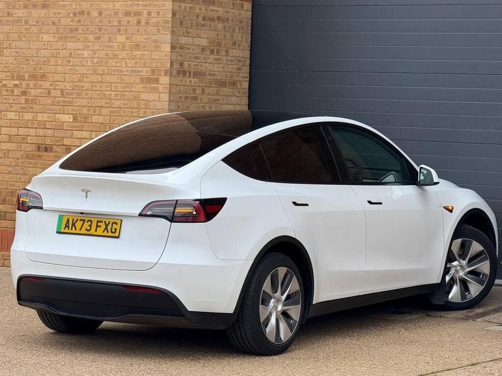 2023 Tesla Model Y Auto RWD 5dr