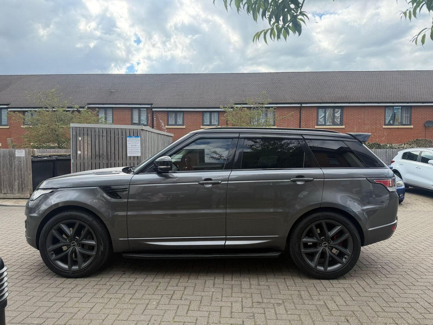 2014 Land Rover Range Rover Sport 3.0 SDV6 HSE Dynamic Auto — photo 1