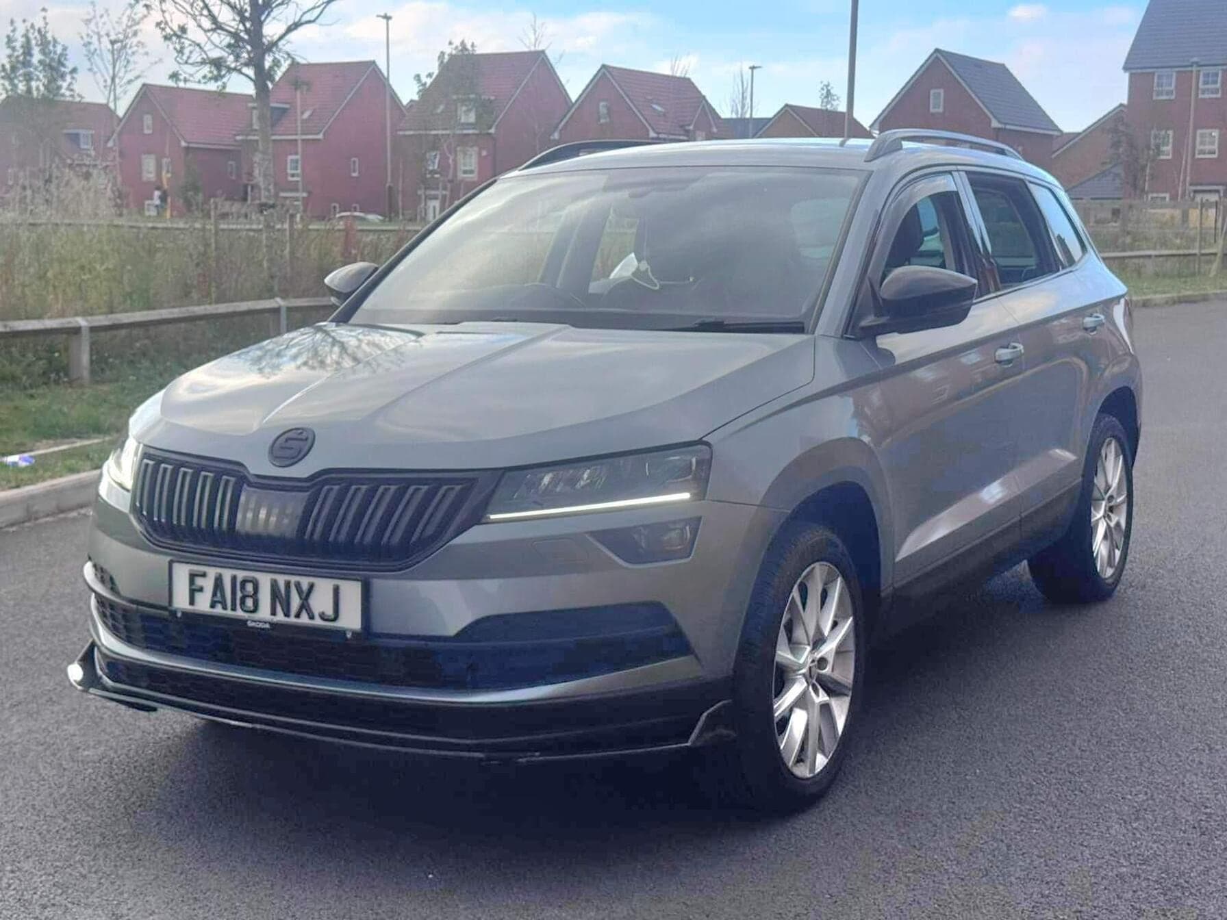 2018 Skoda Karoq 1.0 TSI SE L DSG 5dr — photo 1